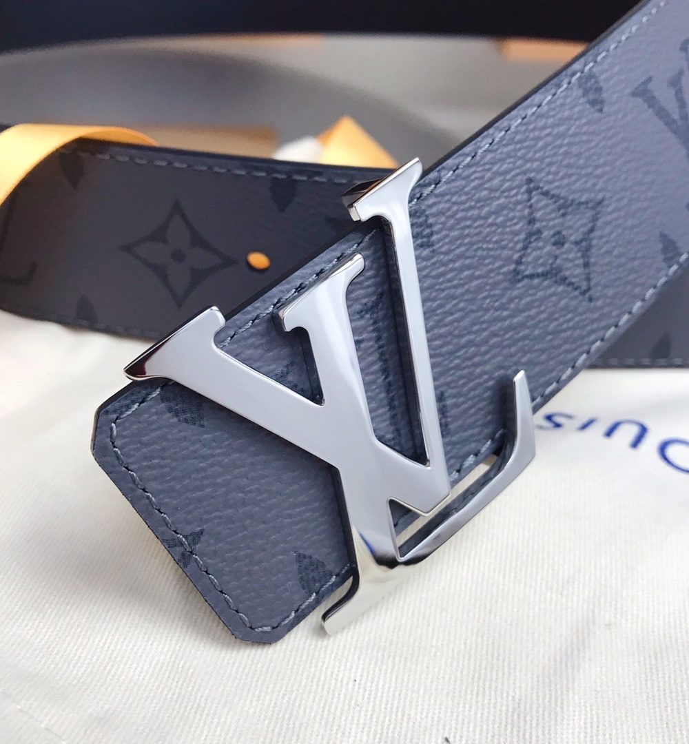 1:1 Replica Louis Vuitton Reversible LV Belt Monogram Eclipse LV Women Belt M0450V
