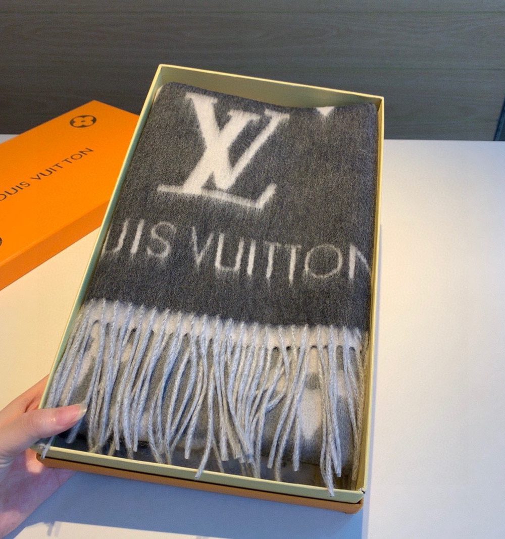 Louis Vuitton Reykjavik Gradient Cashmere Grey Scarf 220cm/87in M76336