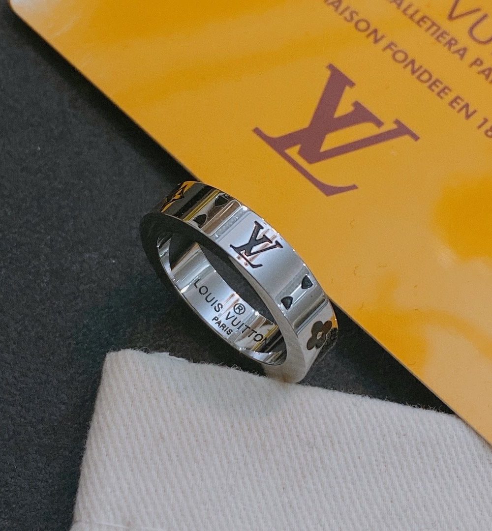 Louis Vuitton Ring