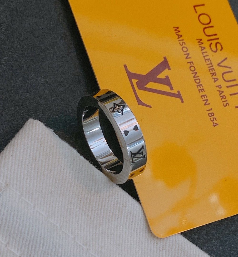 Louis Vuitton Ring