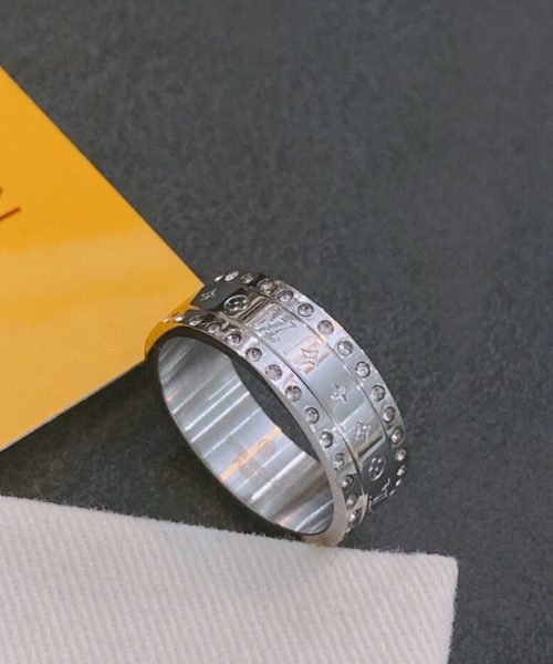 Louis Vuitton Ring