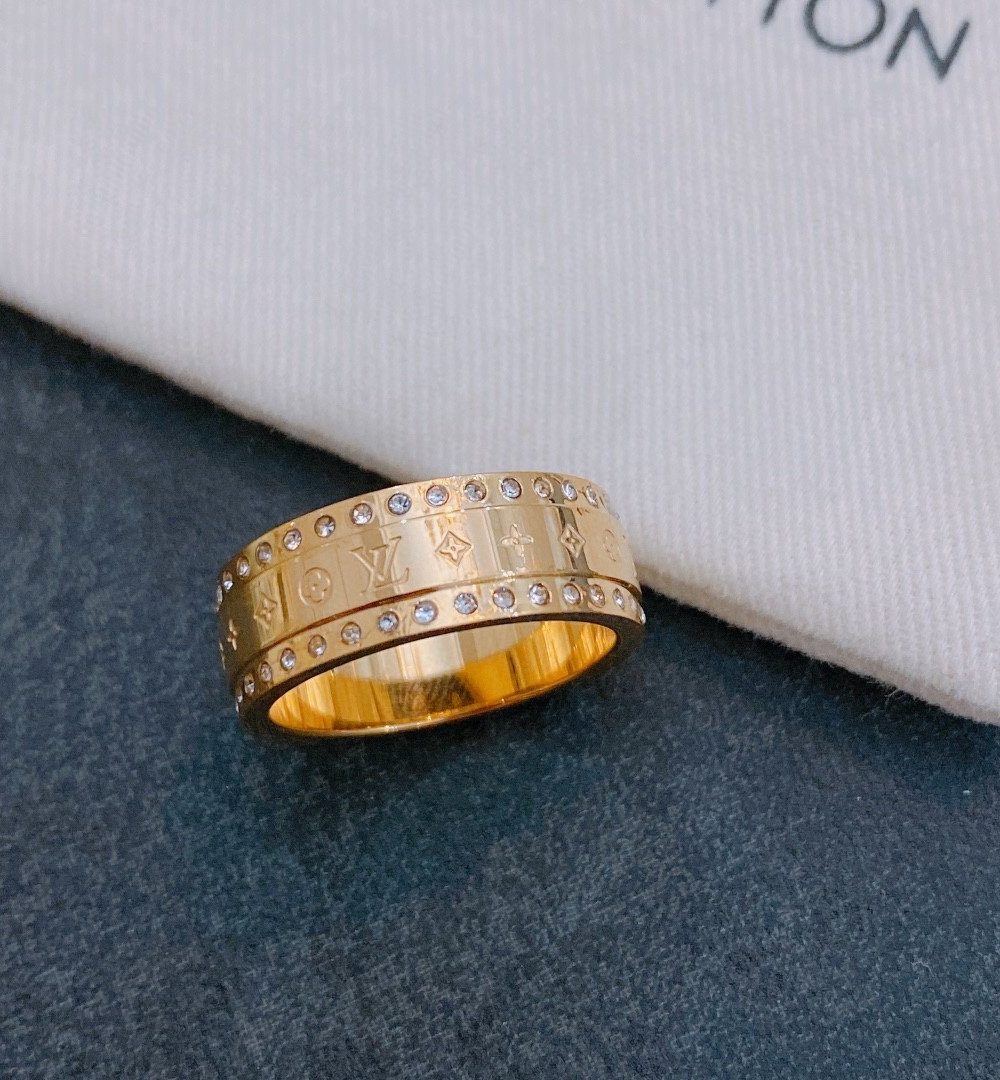 Louis Vuitton Ring
