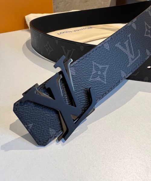 1:1 Replica Louis Vuitton Shake Reversible LV Belt Monogram Eclipse Canvas Black Metal hardware LV Women Belt