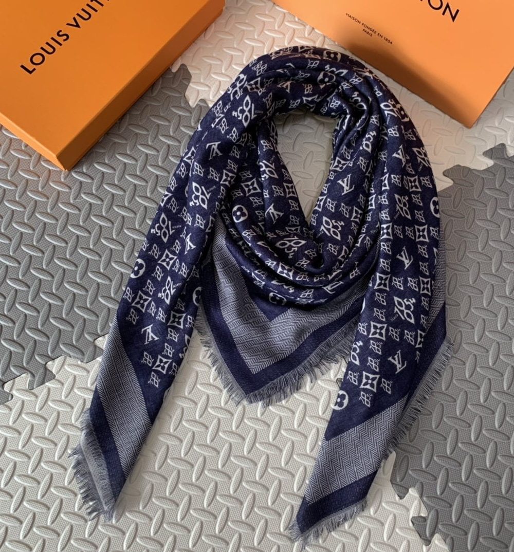 Louis Vuitton Since 1854 Monogram Shawl Scarf MP2821 Blue 56in/142cm 