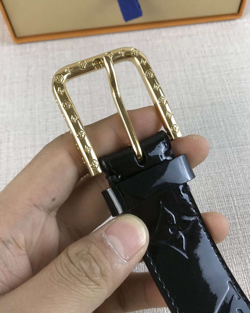 1:1 Replica Louis Vuitton Square Iconic Belt Black