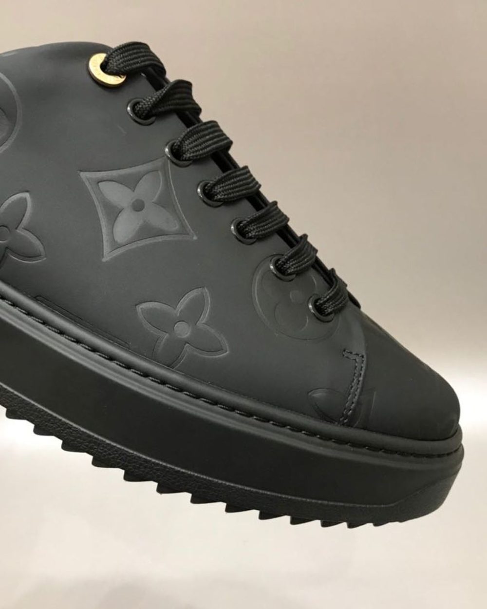 Louis Vuitton Time Out Sneaker Patent Monogram Material Black For Women LV