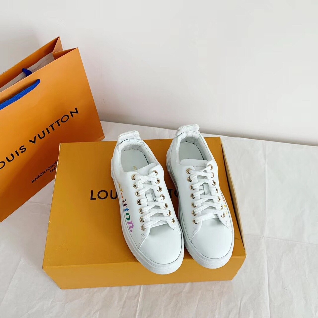 Louis Vuitton Time Out Sneaker White For Women LV - Image 2
