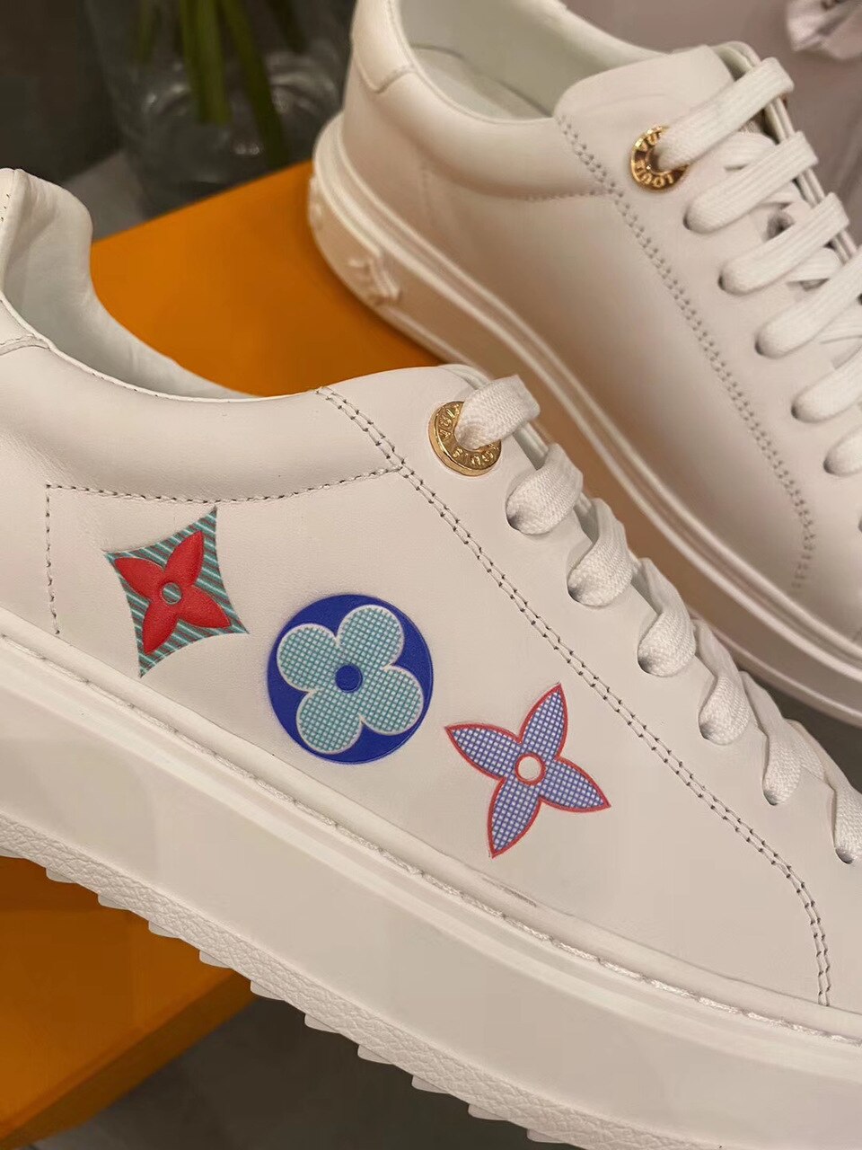 Louis Vuitton Time Out Sneaker White For Women LV - Image 4