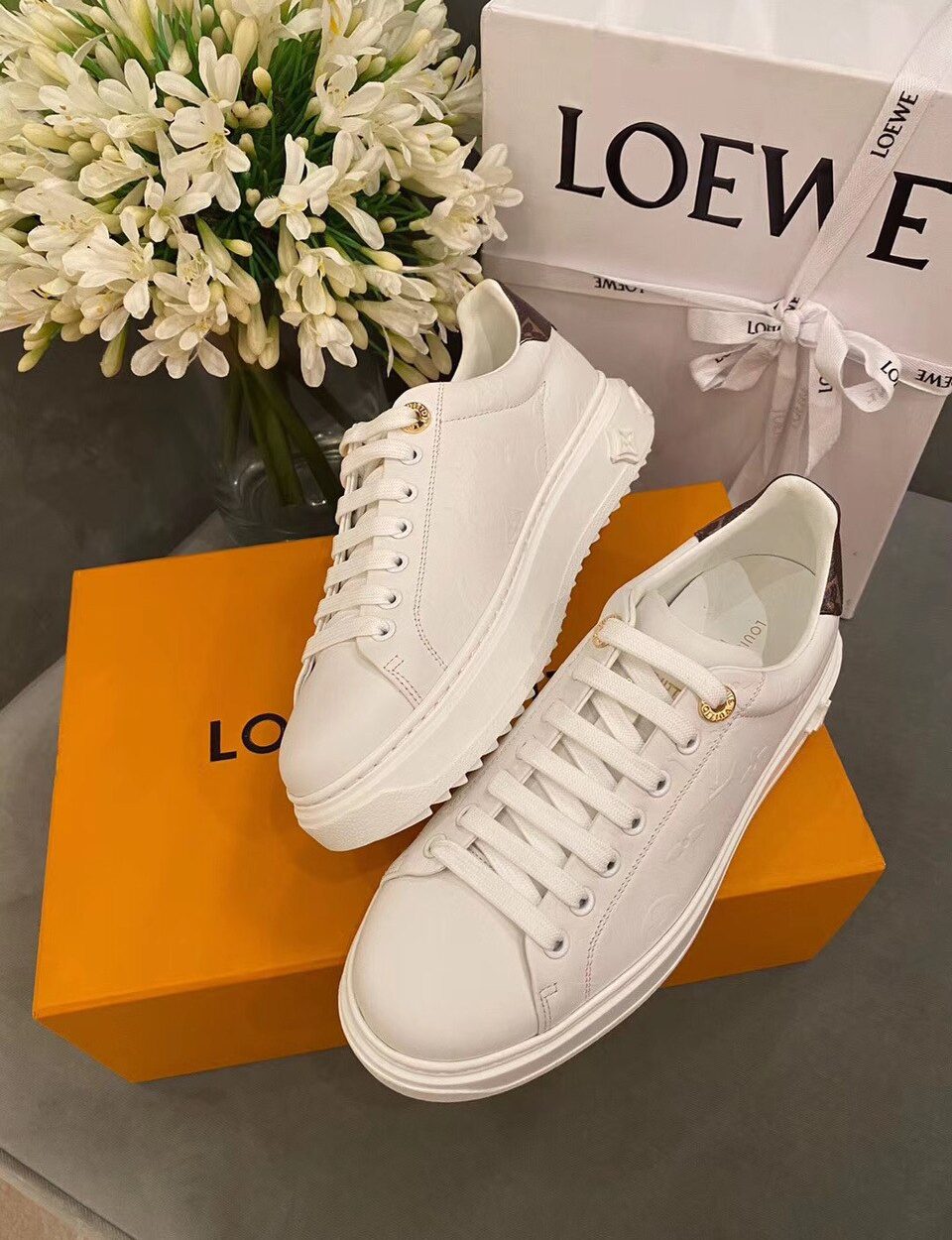 Louis Vuitton Time Out Sneakers Calfskin Leather Spring/Summer Collection, White