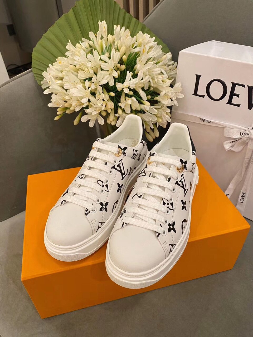 Louis Vuitton Time Out Sneakers White/Black For Women LV - Image 2
