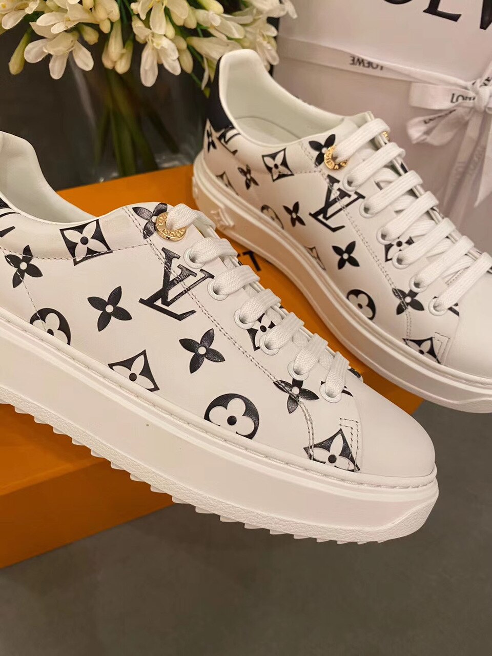 Louis Vuitton Time Out Sneakers White/Black For Women LV - Image 5