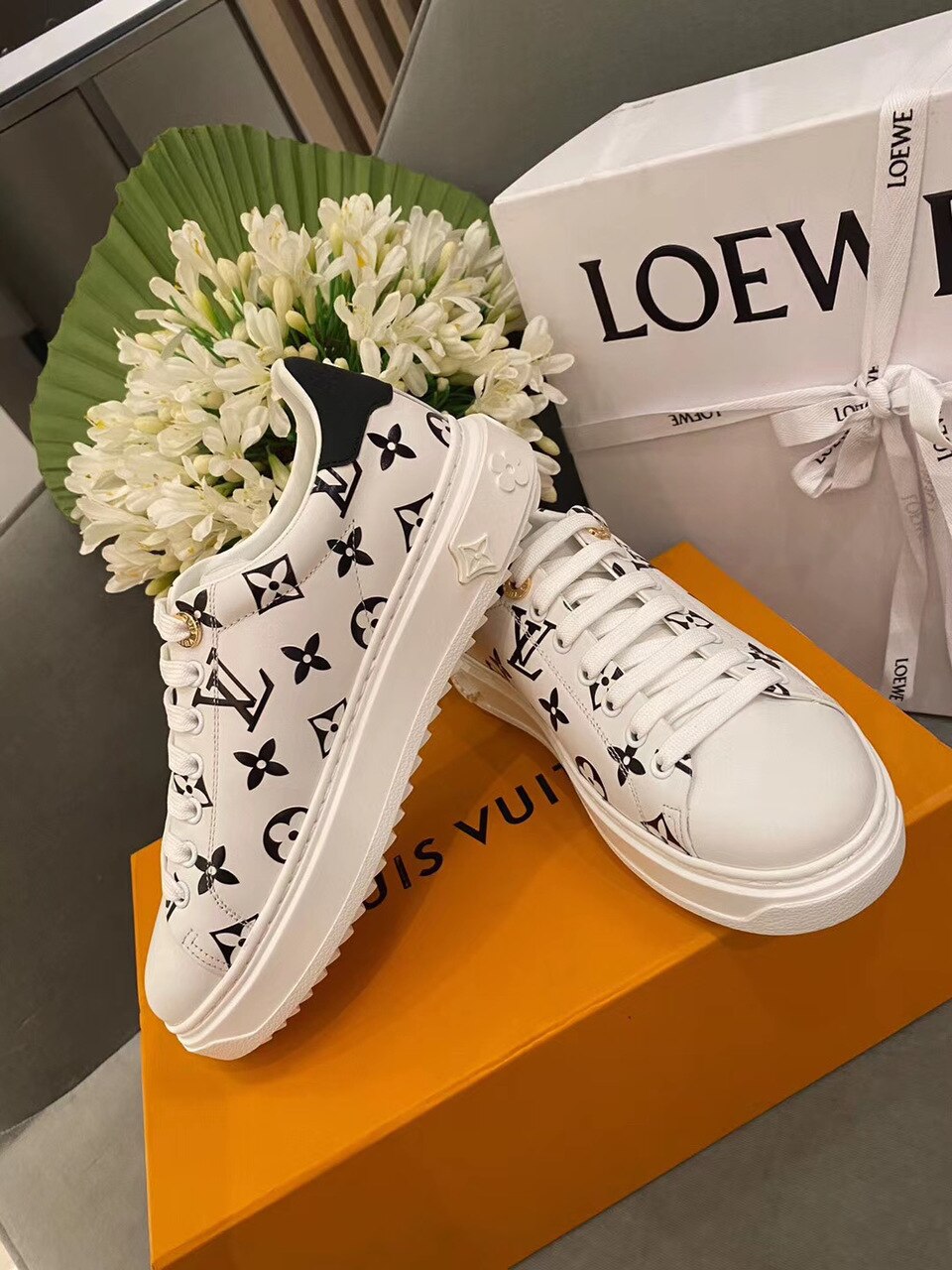 Louis Vuitton Time Out Sneakers White/Black For Women LV - Image 4