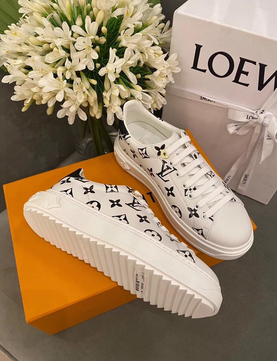 Louis Vuitton Time Out Sneakers White/Black For Women LV