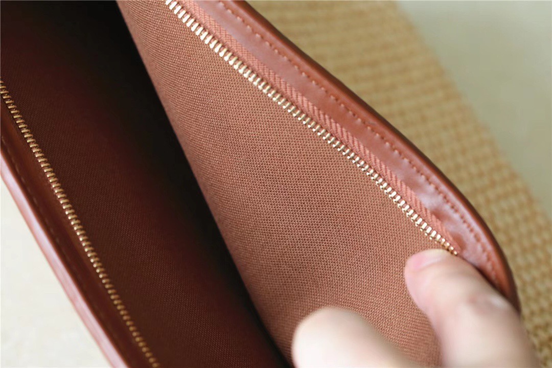 1:1 Replica Louis Vuitton Toiletry Pouch on Chain Raffia Natural /Ceramel Brown For Women, Women's Wallets 9.8in/25cm LV - Image 5