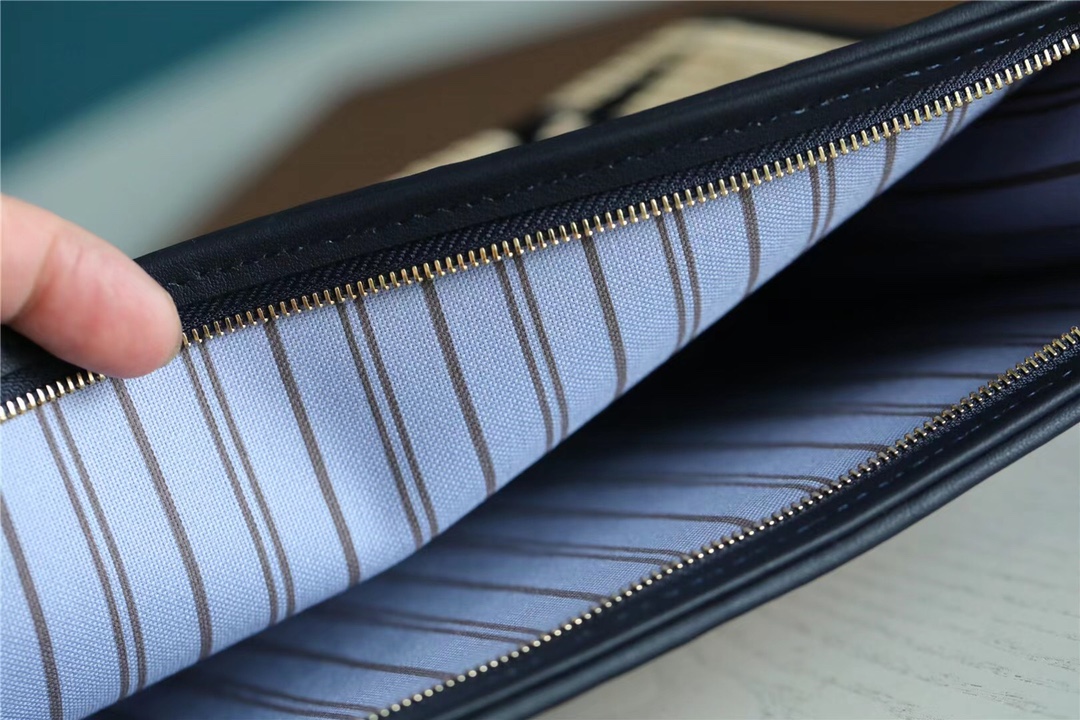 1:1 Replica Louis Vuitton Toiletry Pouch Raffia Natural /Caramel Brown For Women, Women's Wallets 9.8in/25cm LV - Image 10