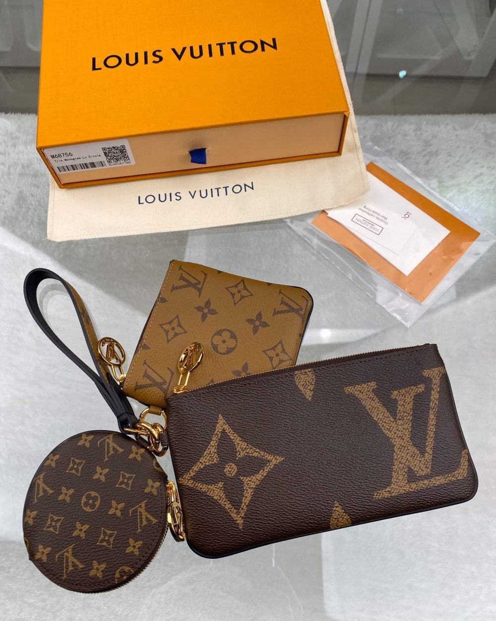 1:1 Replica Louis Vuitton Trio Pouch Monogram Giant/ Monogram Reverse/ Monogram Canvas Pink For Women, Women's Wallets 7.7in/19.5cm LV M68756