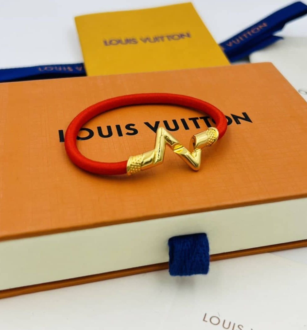 Louis Vuitton Volt Upside Down Play Small Bracelet Yellow Gold