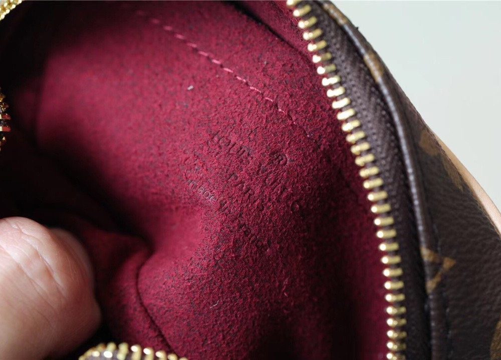 1:1 Replica Louis Vuitton Wapity Case Monogram Canvas Black For Women, Women's Wallets 4.3in/11cm LV