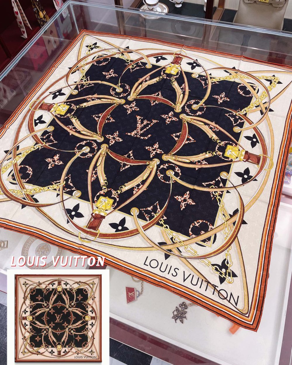 Louis Vuitton Wild at Heart My Everything Souple Face Shawl Brown 110cm/43in m00411
