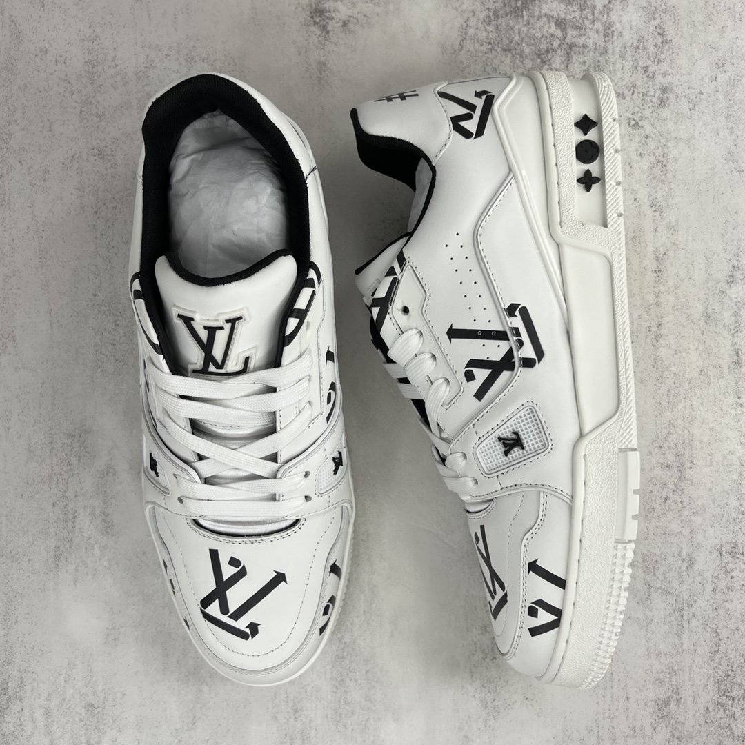 Louis Vuitton Women's LV Trainer Sneaker Black For Women LV - Image 9