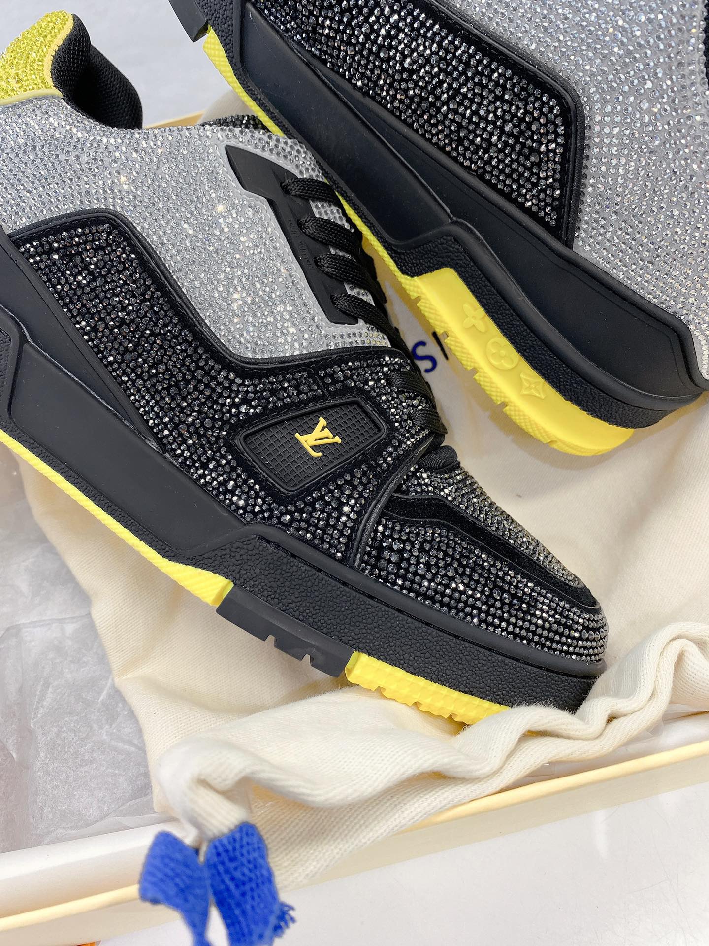 Louis Vuitton Women's LV Trainers Black And Yellow For Women LV - Image 6