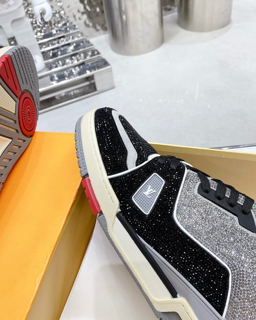 Louis Vuitton Women's LV Trainers Black For Women LV