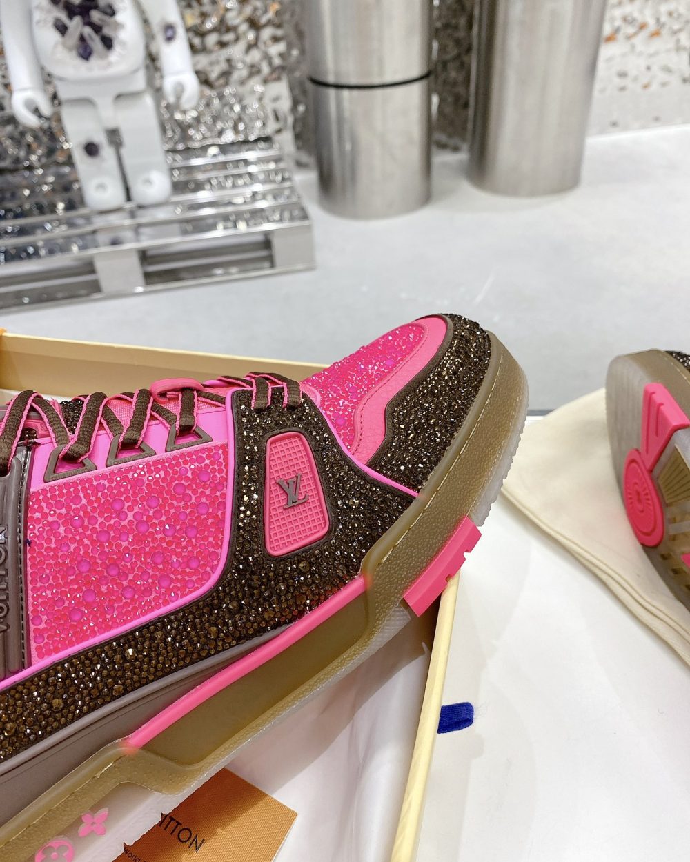 Louis Vuitton Women's LV Trainers Pink For Women LV