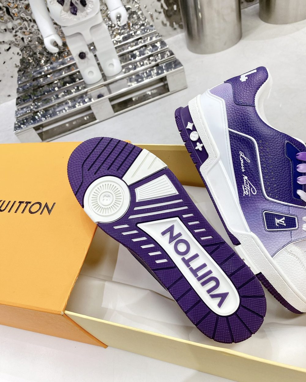 Louis Vuitton Women's LV Trainers Violet For Women LV