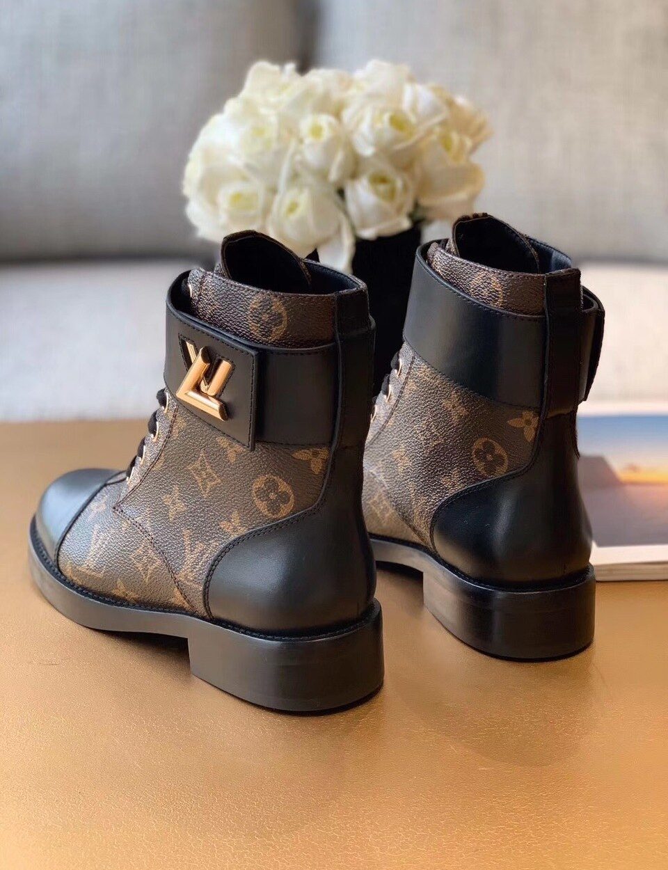 Louis Vuitton Wonderland Flat Ranger Patent Monogram Material Black/Brown For Women LV 1A2Q3N