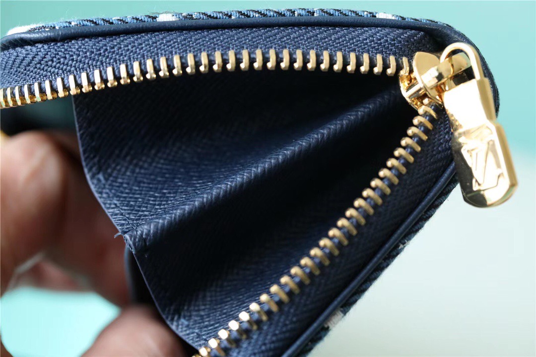 1:1 Replica Louis Vuitton Zippy Coin Purse Monogram Jacquard Denim Navy Blue For Women, Women's Wallets 4.3in/11cm LV M81185 - Image 8