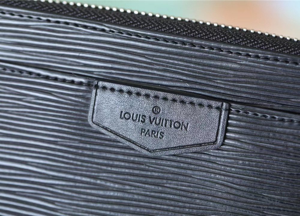 1:1 Replica Louis Vuitton Zippy Dragonne Epi Black For Women, Women's Wallets 4.3in/11cm LV M81325
