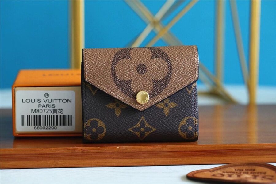 1:1 Replica Louis Vuitton Zoe Wallet Monogram and Monogram Reverse Canvas For Women, Women's Wallets 3.7in/9.5cm LV M80725