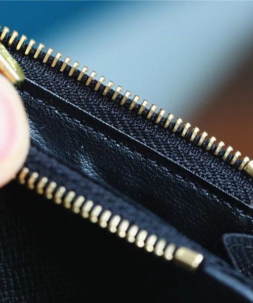 1:1 Replica Louis Vuitton Zoe Wallet Monogram and Monogram Reverse Canvas For Women, Women's Wallets 3.7in/9.5cm LV M80725