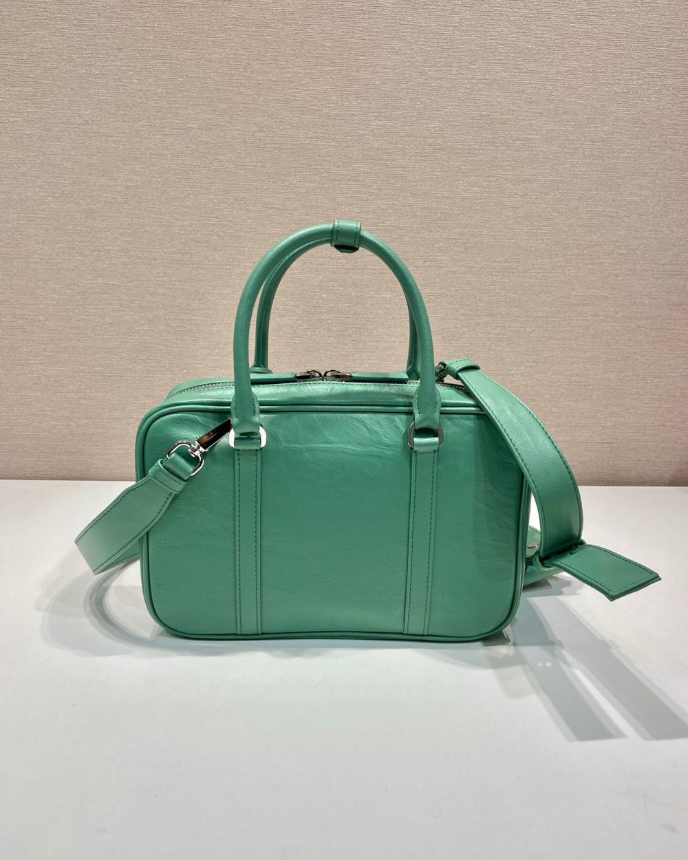 Medium Antique Nappa Top Handle Bag In Green/Pink For Women 9.5 in/ 24cm 1BB092_UVL_F0092_V_T2O