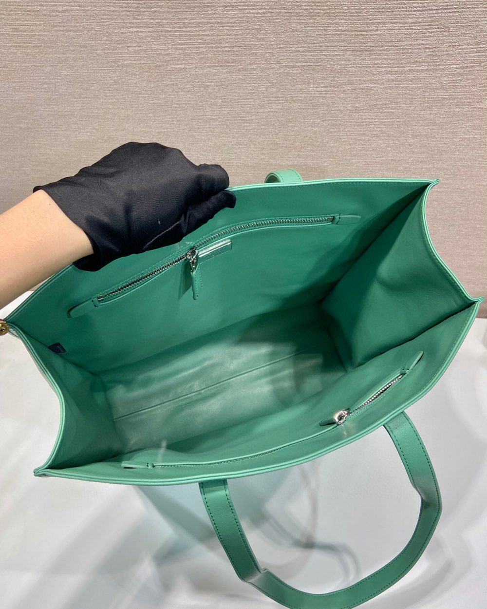 Medium Antiqued Nappa Tote Bag In Yellow/Green For Women 15.3 in/ 39cm