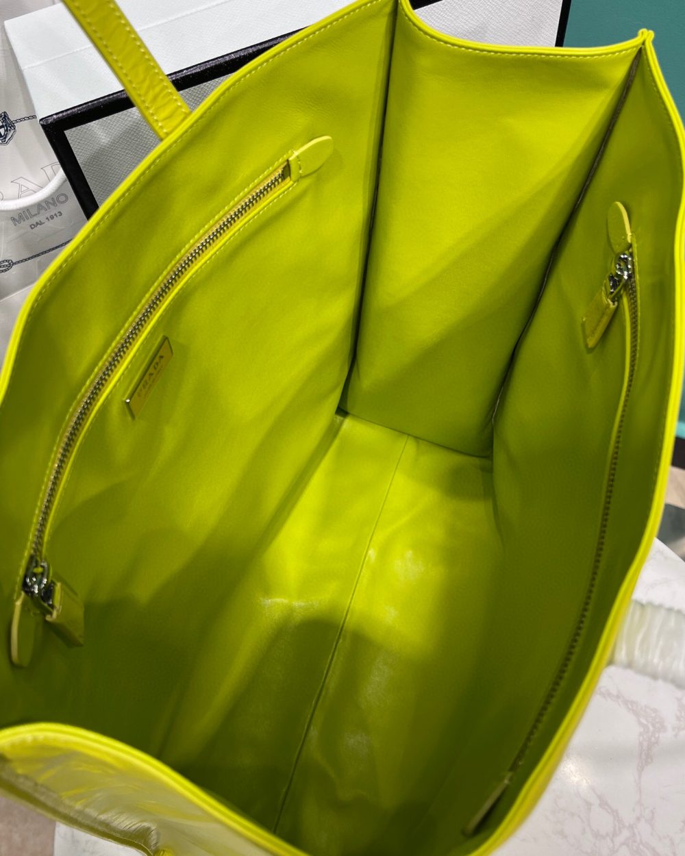 Medium Antiqued Nappa Tote Bag In Yellow/Green For Women 15.3 in/ 39cm