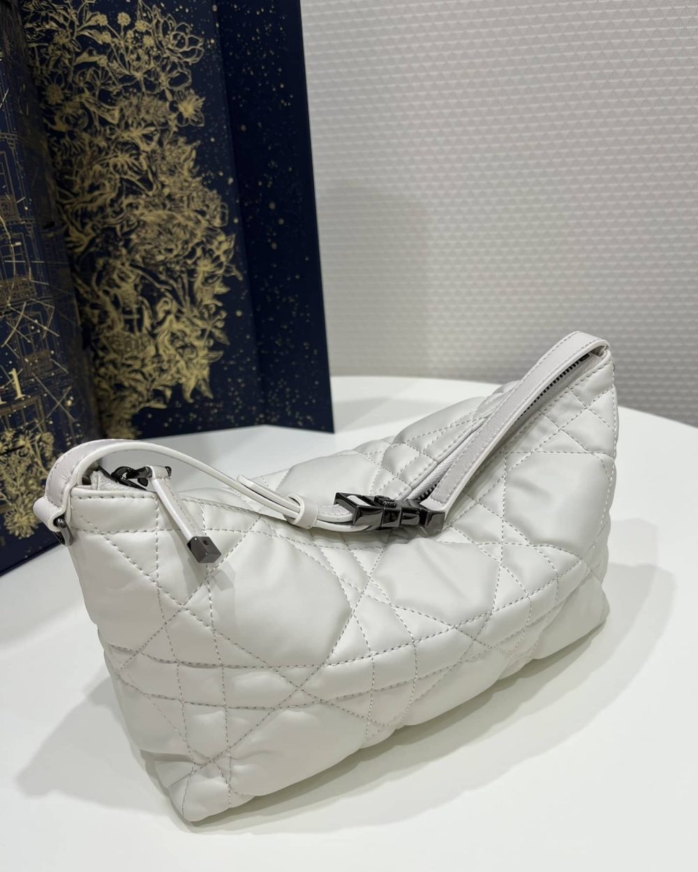 1:1 Replica Medium Diortravel Nomad Pouch Black/White For Women 8.5in/ 22cm S5554BMIG_M900