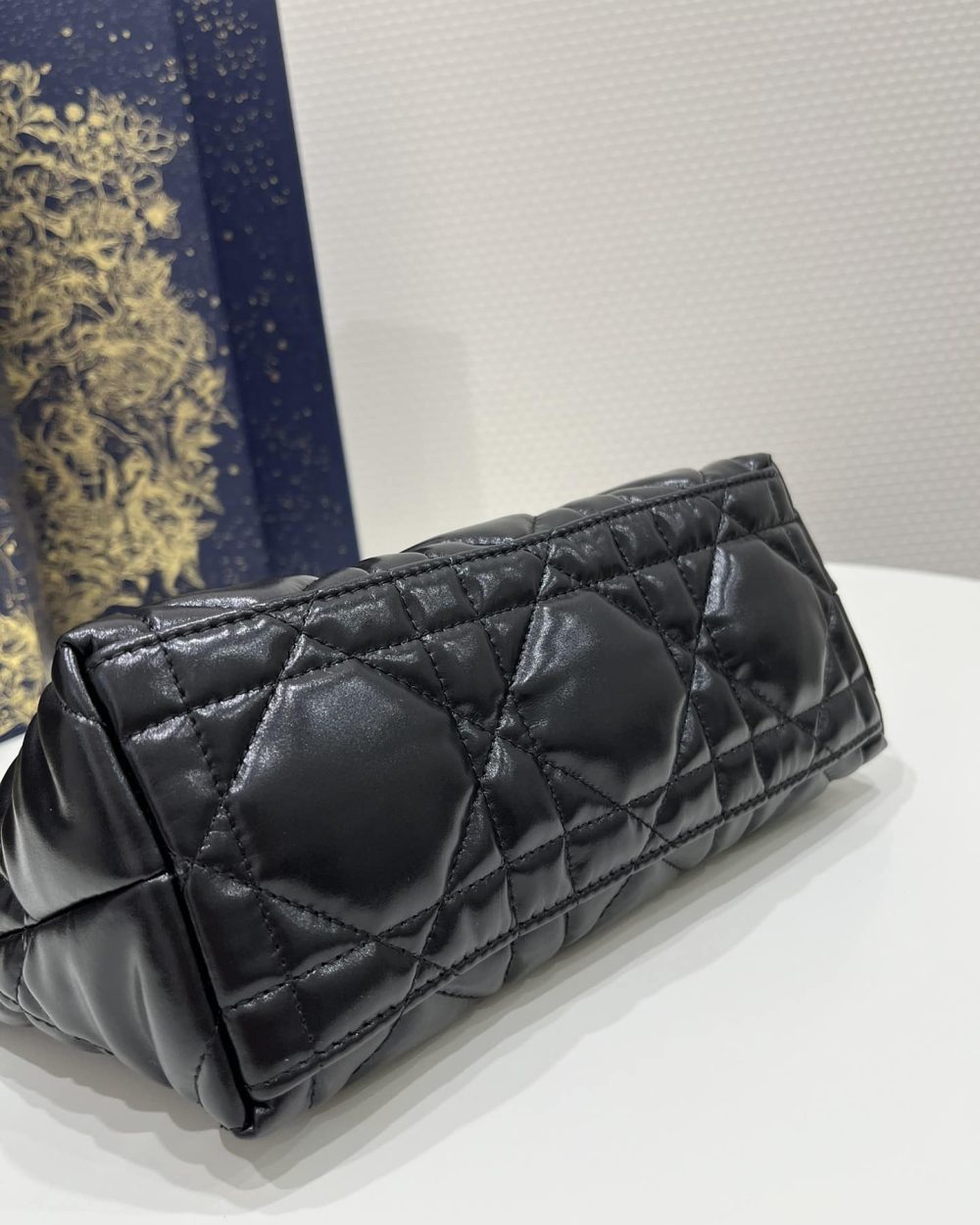 1:1 Replica Medium Diortravel Nomad Pouch Black/White For Women 8.5in/ 22cm S5554BMIG_M900