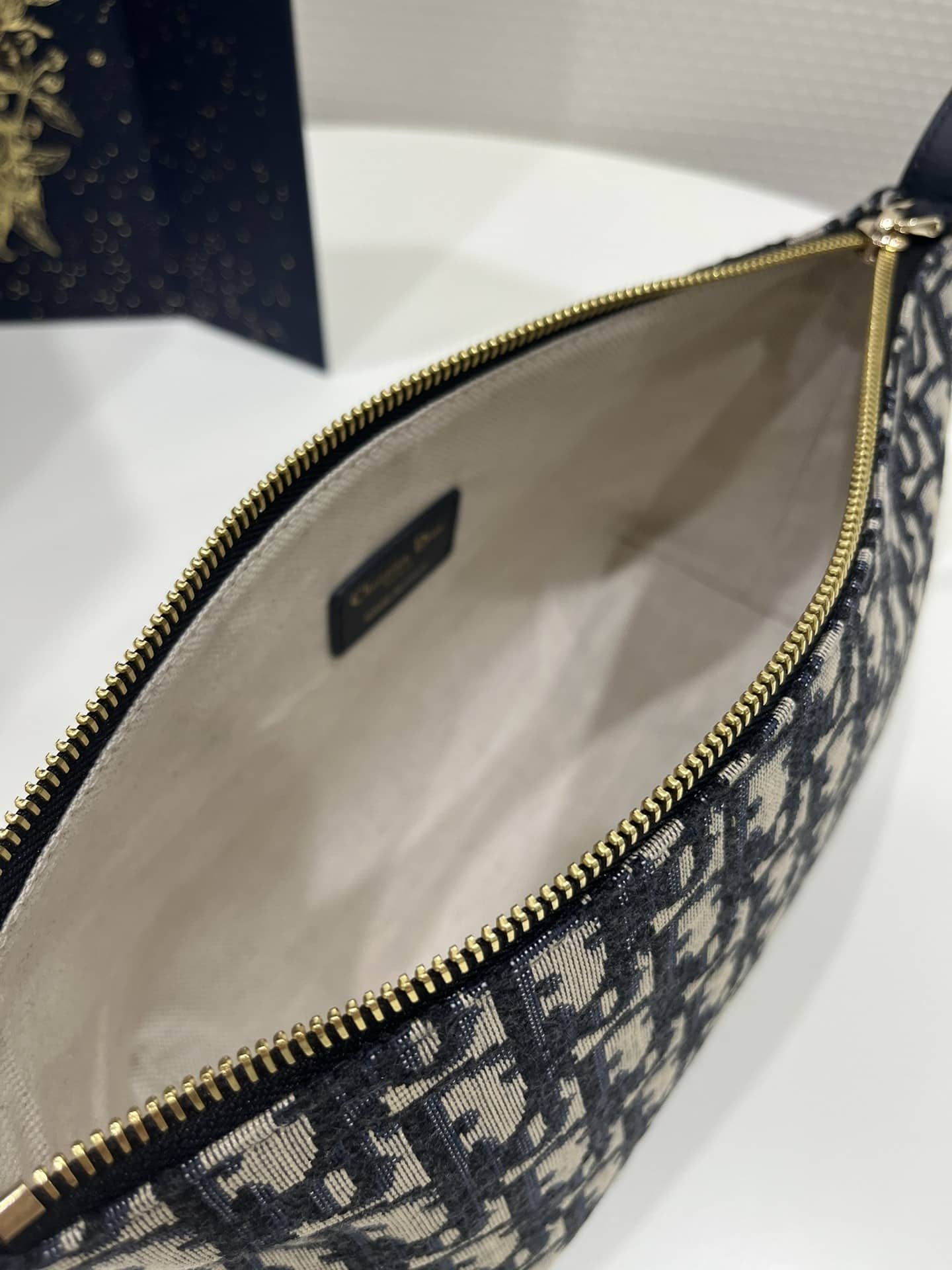 1:1 Replica Medium Diortravel Nomad Pouch Blue For Women 8.5in/ 22cm S5554OTZQ_M928 - Image 2