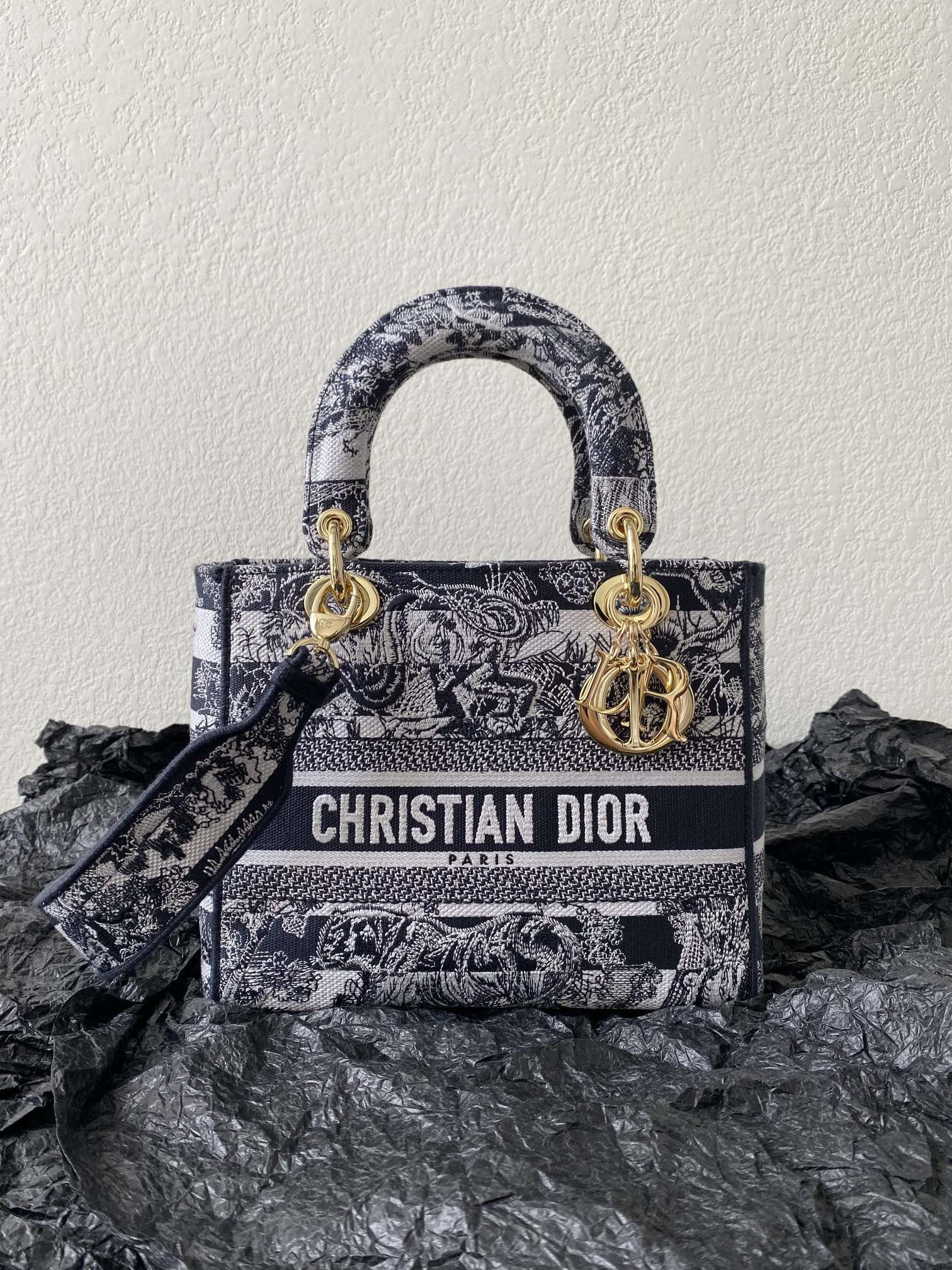 1:1 Replica Medium Lady D-Lite Bag Black For Women 9.5in/ 24cm - Image 5