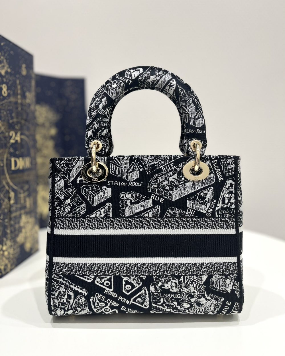 1:1 Replica Medium Lady D-Lite Bag Black For Women 9.5in/ 24cm M0565OOMP_M993