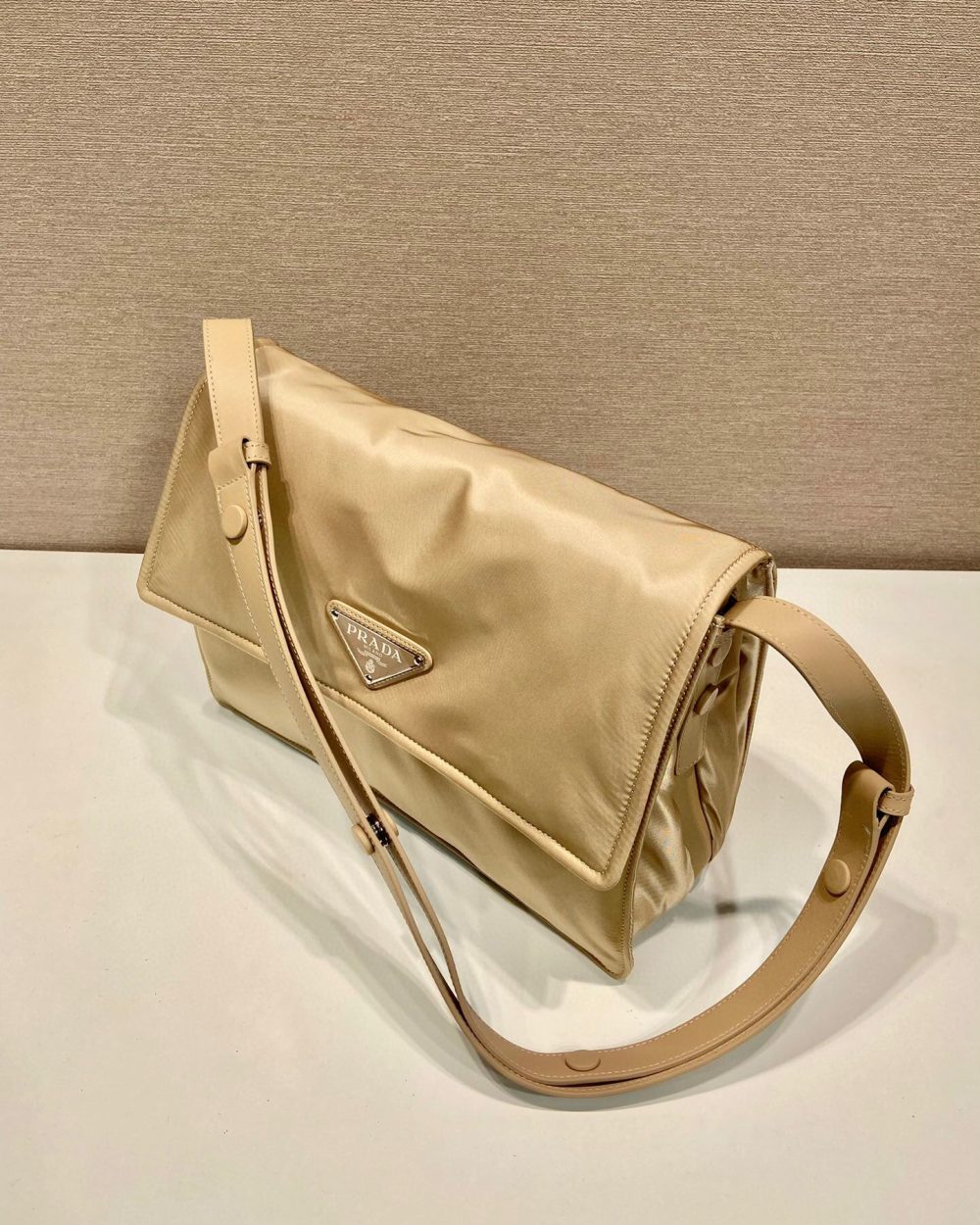 Medium Padded Shoulder Bag In Beige For Women 11.8in/ 30cm