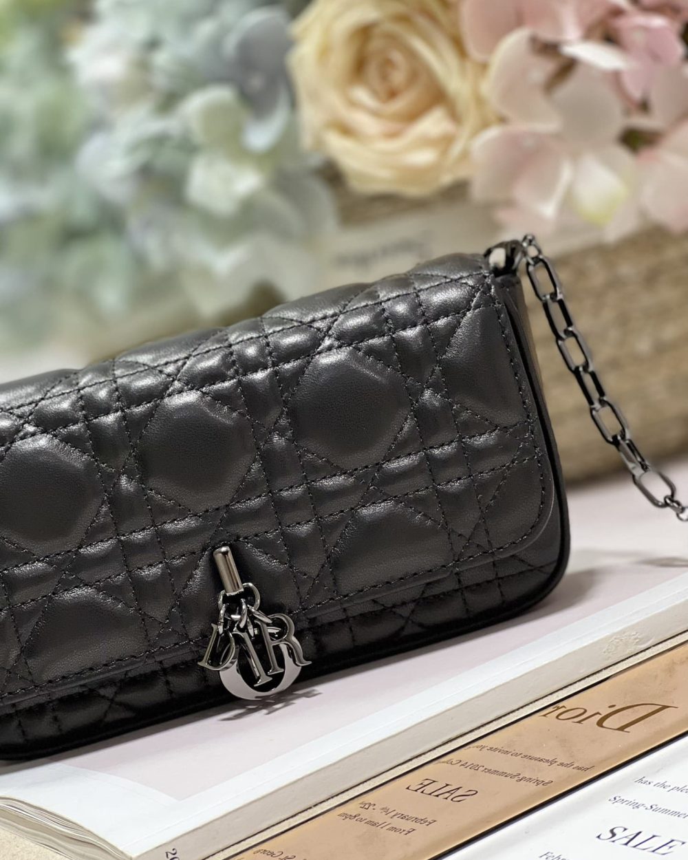 1:1 Replica Mini Miss Dior Bag White/ Black For Women 7 in/ 18.5cm