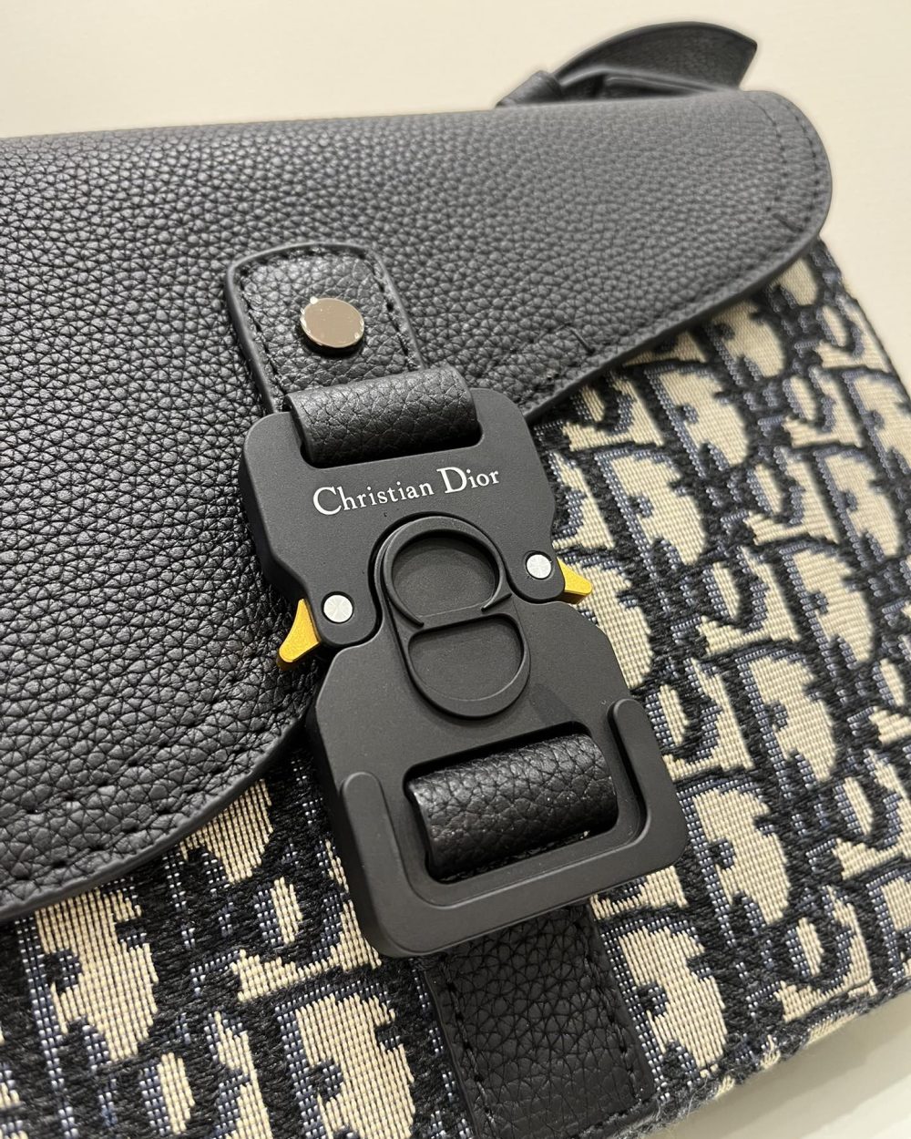 1:1 Replica Mini Saddle Bag With Strap Black For Women 9in/23cm 1ADPO049YKS_H27E