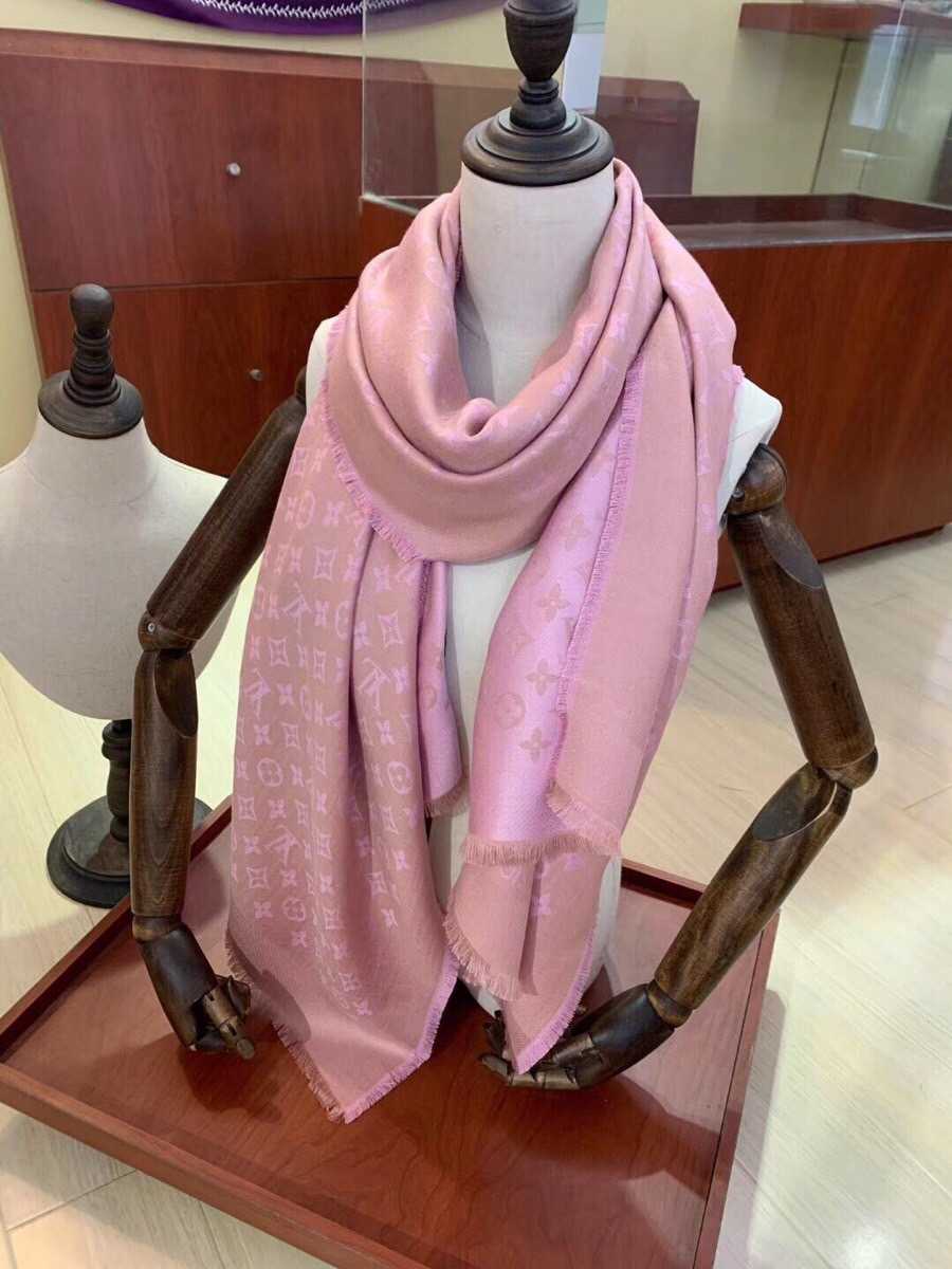 Monogram Classic Shawl Pink For Women M78904 - Image 7