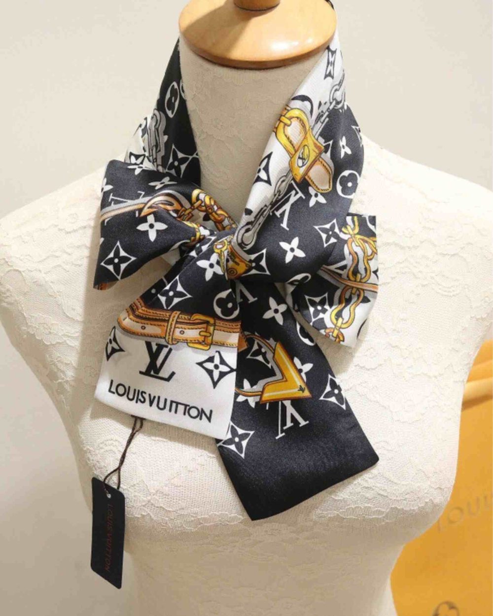 Monogram Confidential Bandeau Black And White For Women M78656