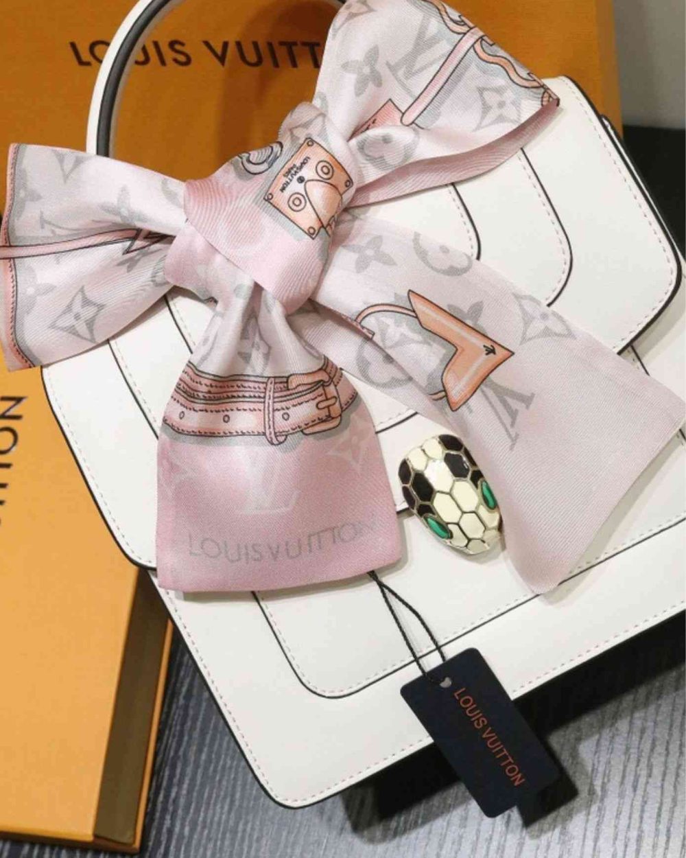 Monogram Confidential Bandeau Pink For Women M70637