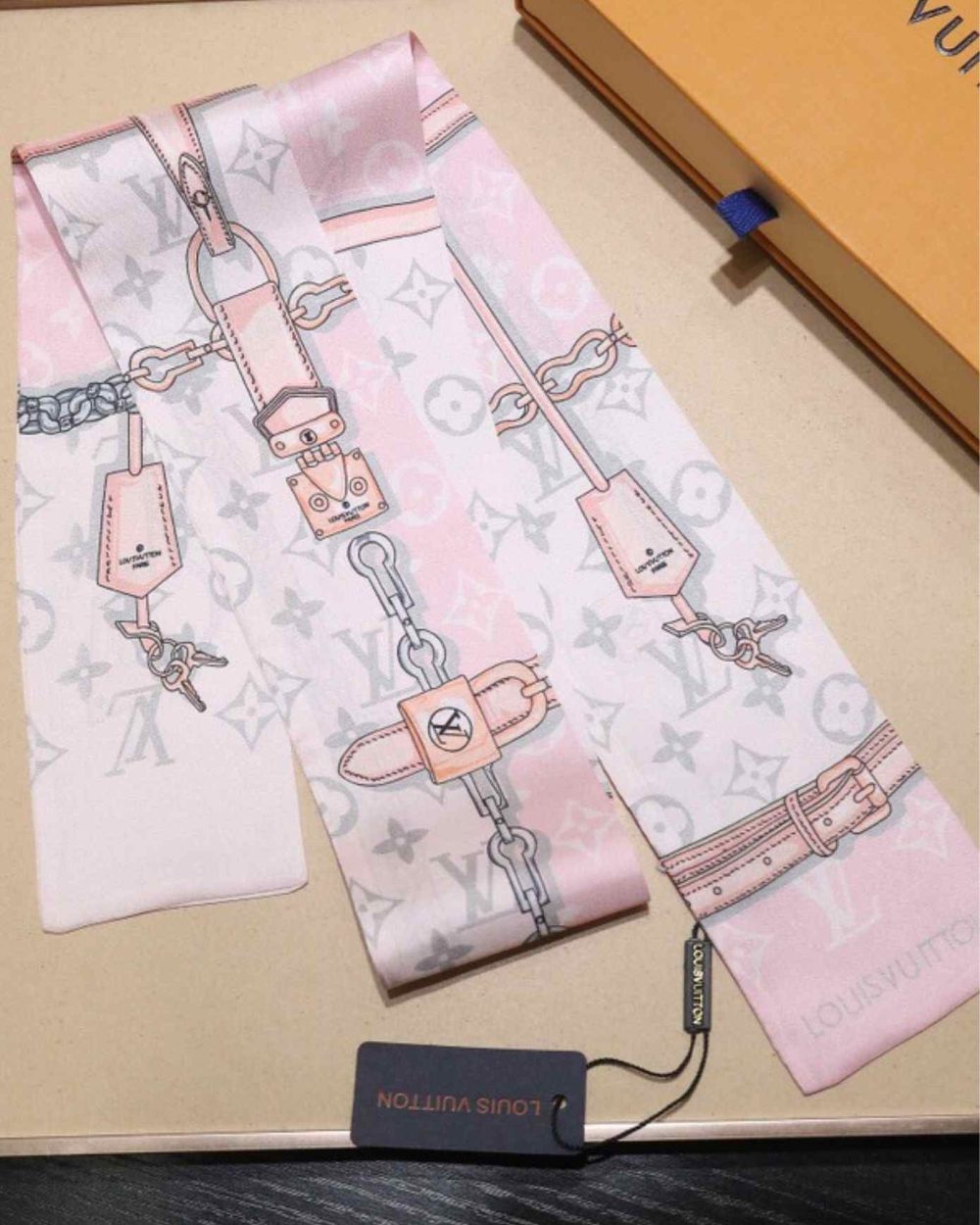 Monogram Confidential Bandeau Pink For Women M70637