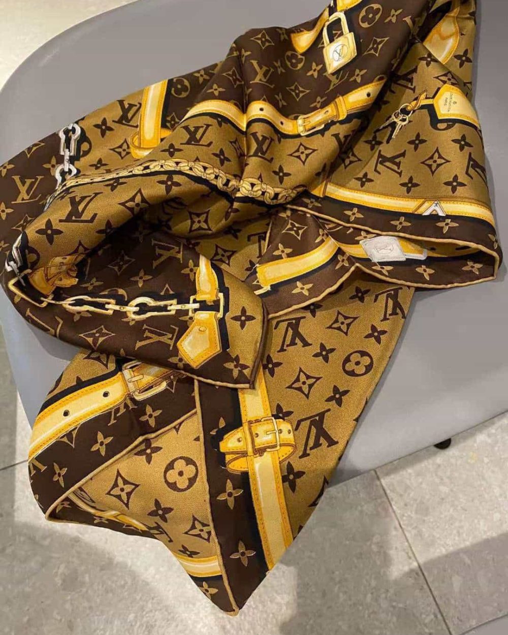 Monogram Confidential Square 90 Brown For Women M78666