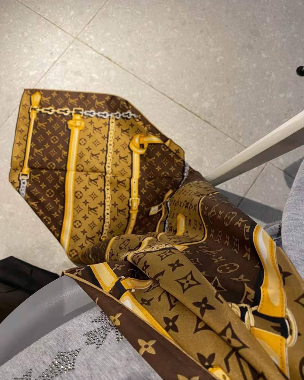 Monogram Confidential Square 90 Brown For Women M78666